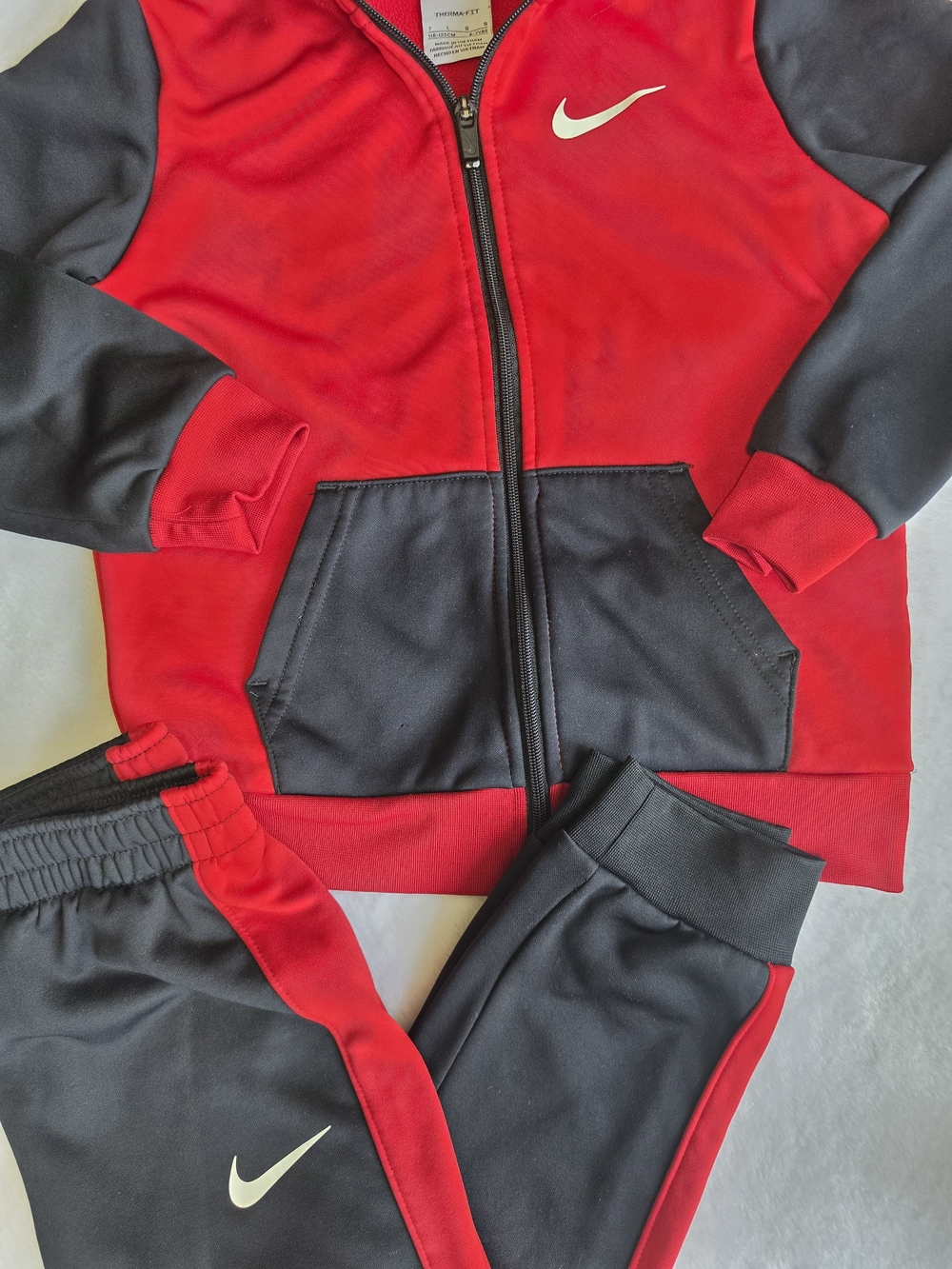 Nike Red & Black Kids Hoodie Zip Tracksuit Set - Picture 4 of 8